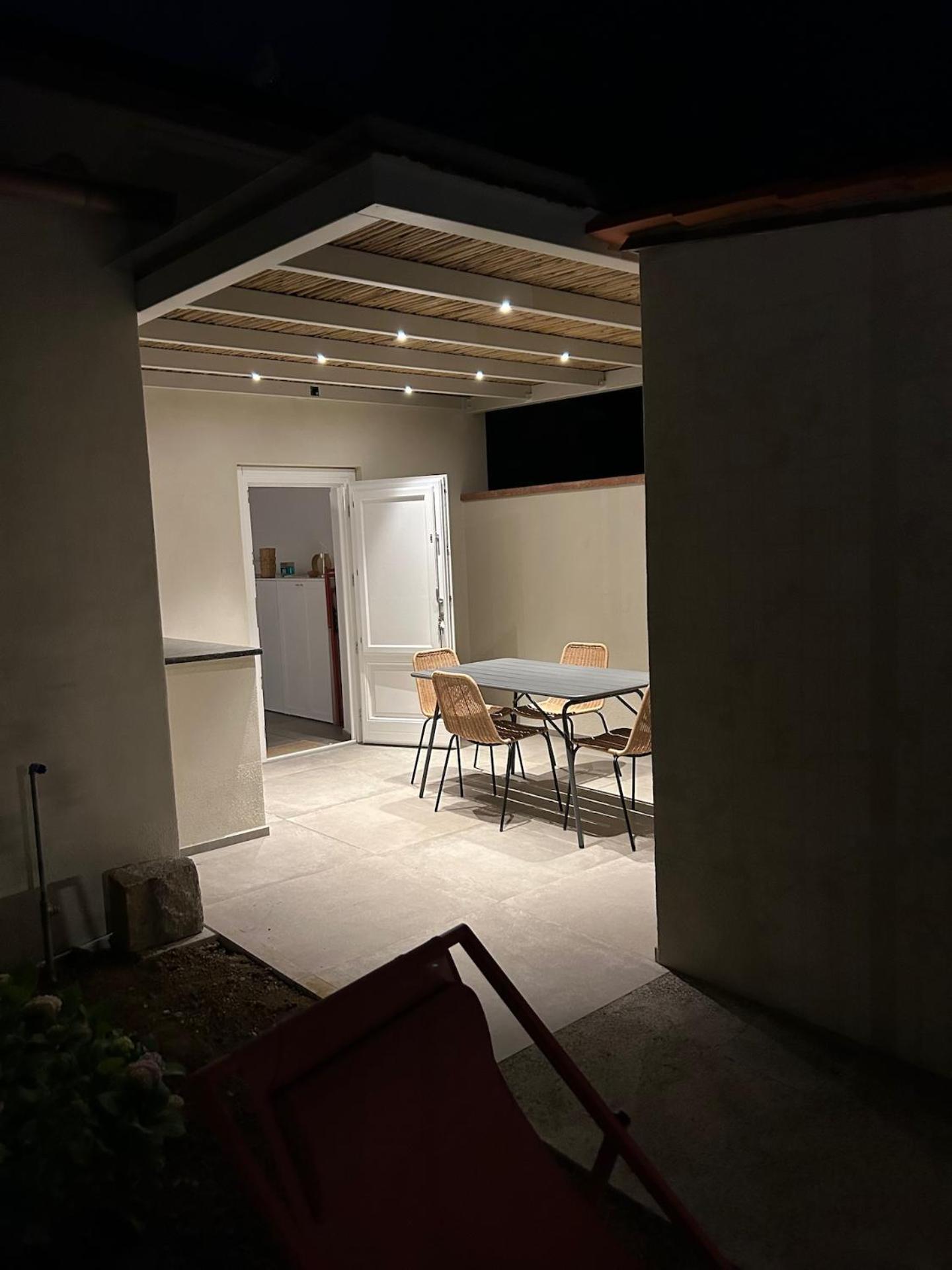 Holiday home Lavalehouse *