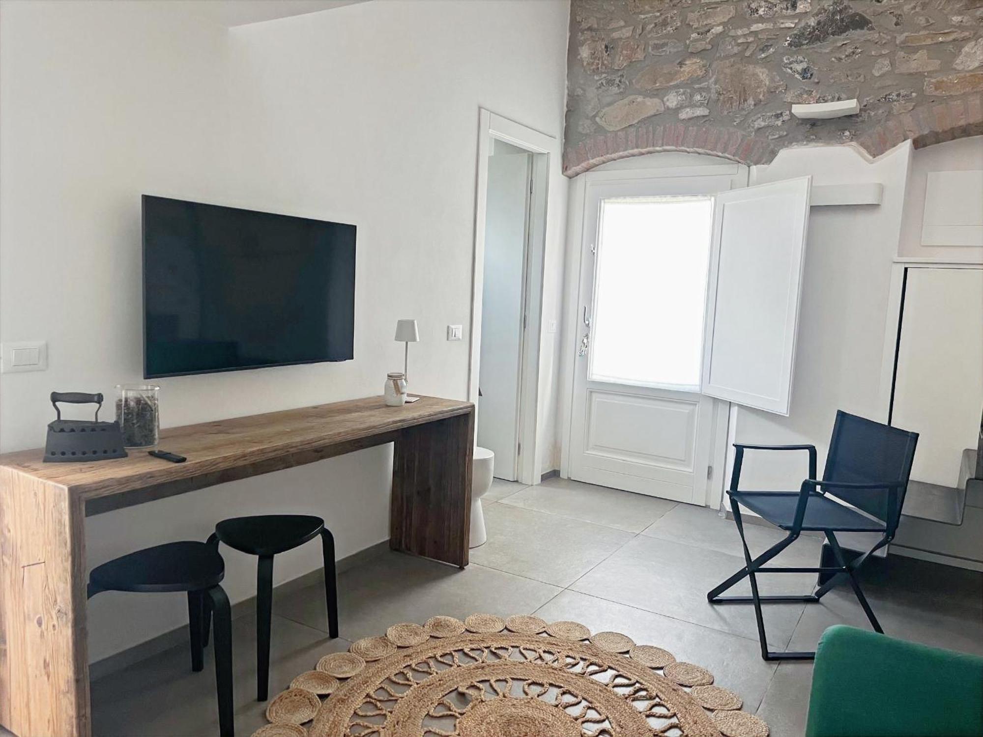 Lavalehouse * Marina di Campo